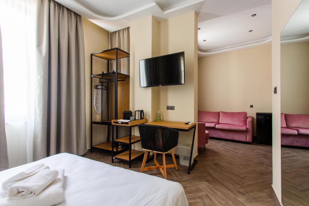 Leone Suites Thessaloniki Exterior photo