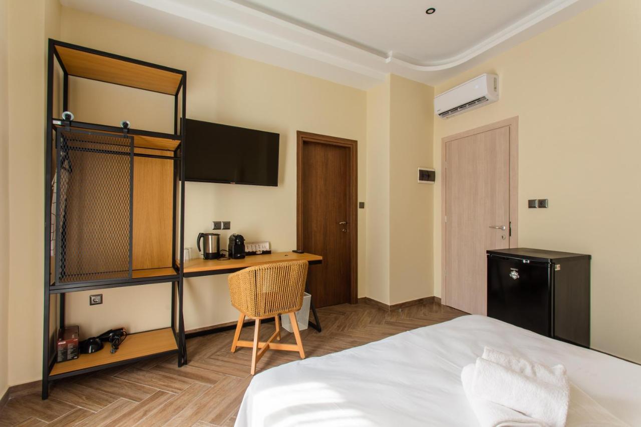 Leone Suites Thessaloniki Exterior photo