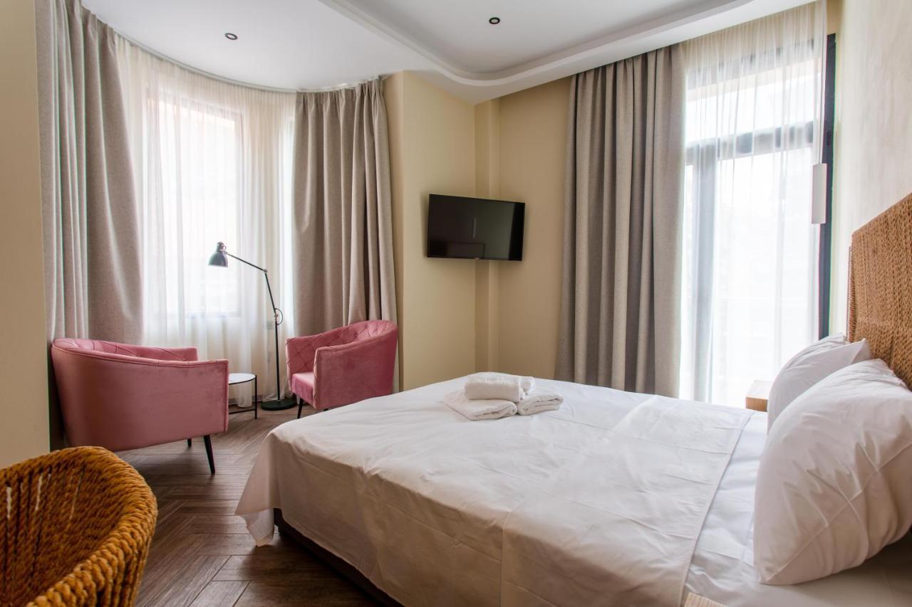 Leone Suites Thessaloniki Exterior photo