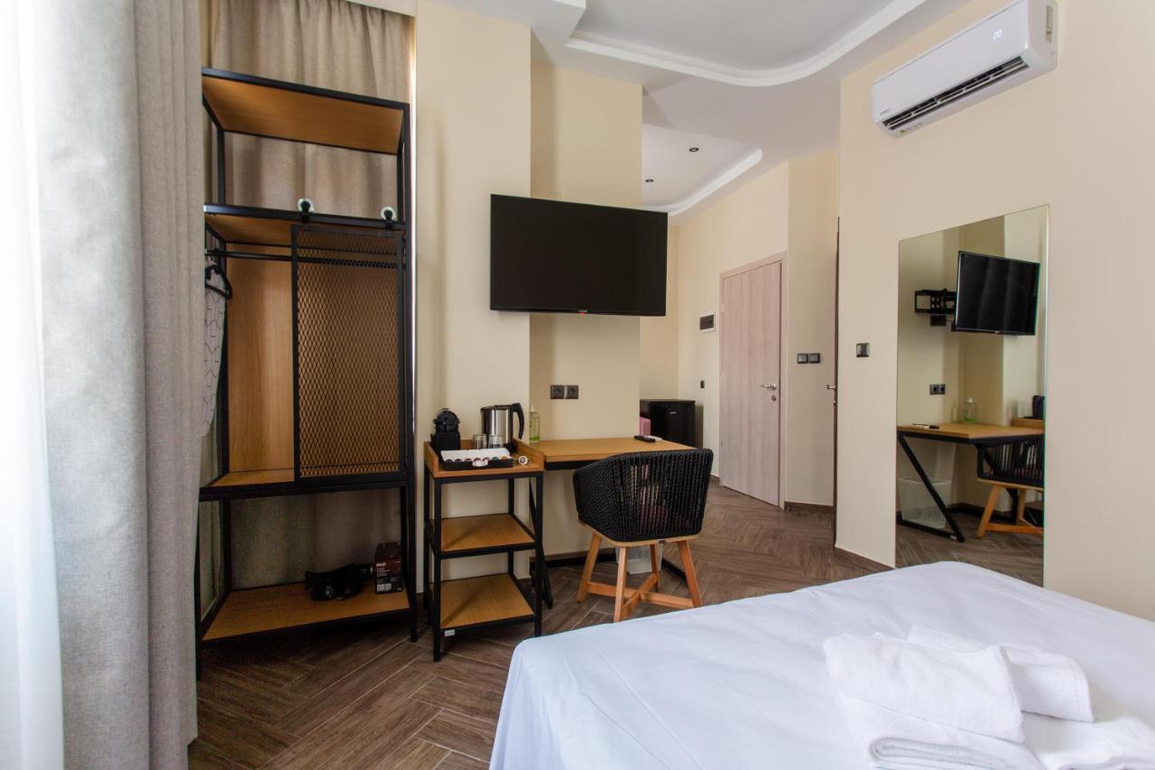 Leone Suites Thessaloniki Exterior photo