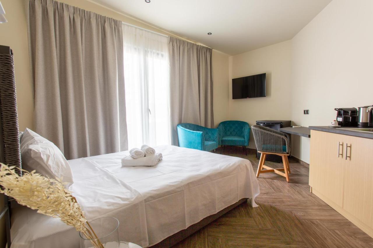 Leone Suites Thessaloniki Exterior photo